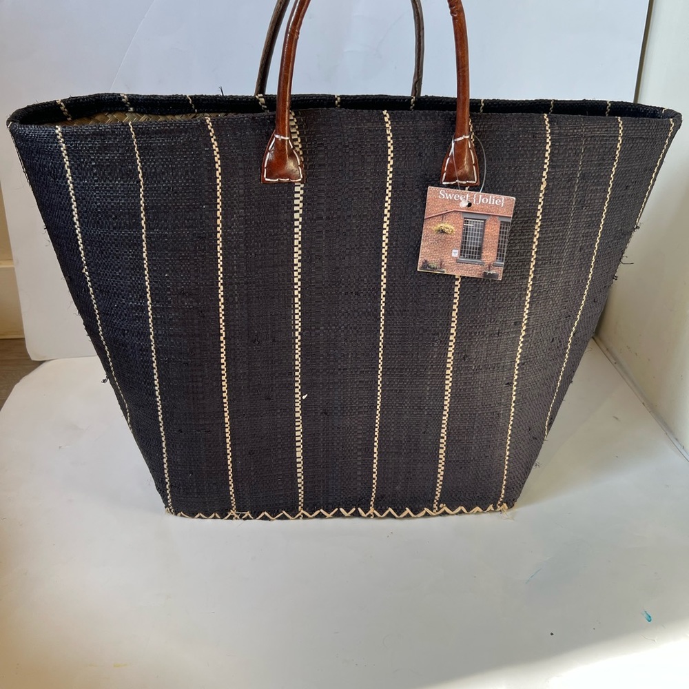 NWT jolie weave black  large tote - Picture 6 of 10